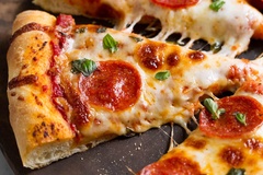 Cách làm pizza xúc xích: Hướng dẫn ngắn gọn và chi tiết