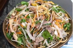 Cách làm gỏi ngon đơn giản từ các nguyên liệu dễ tìm.