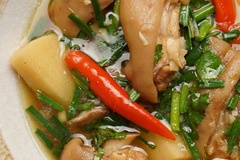 Cách làm chân giò hầm thuốc bắc theo phương pháp truyền thống