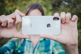 Mẹo chụp ảnh liên tục bằng tính năng QuickTake trên iPhone XS, XS Max và XR