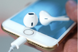 Cách khắc phục điện thoại cắm tai nghe vẫn phát loa ngoài khắc phục ra sao