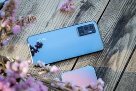 Điện thoại Siêu Selfie V23e của nhà vivo giá bao nhiêu? Chất lượng có tốt hay không?