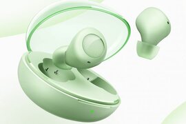 Trên tay realme 9 camera siêu chất 108MP cùng tai nghe thông minh realme Buds Q2s tại Việt Nam