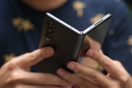 Samsung bắt đầu cho sản xuất số lượng lớn các bộ phận của Galaxy Z Fold4
