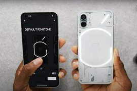 Đánh giá Nothing Phone 1, chiếc điện thoại có mặt lưng phát sáng kỳ lạ nhất thị trường hiện nay