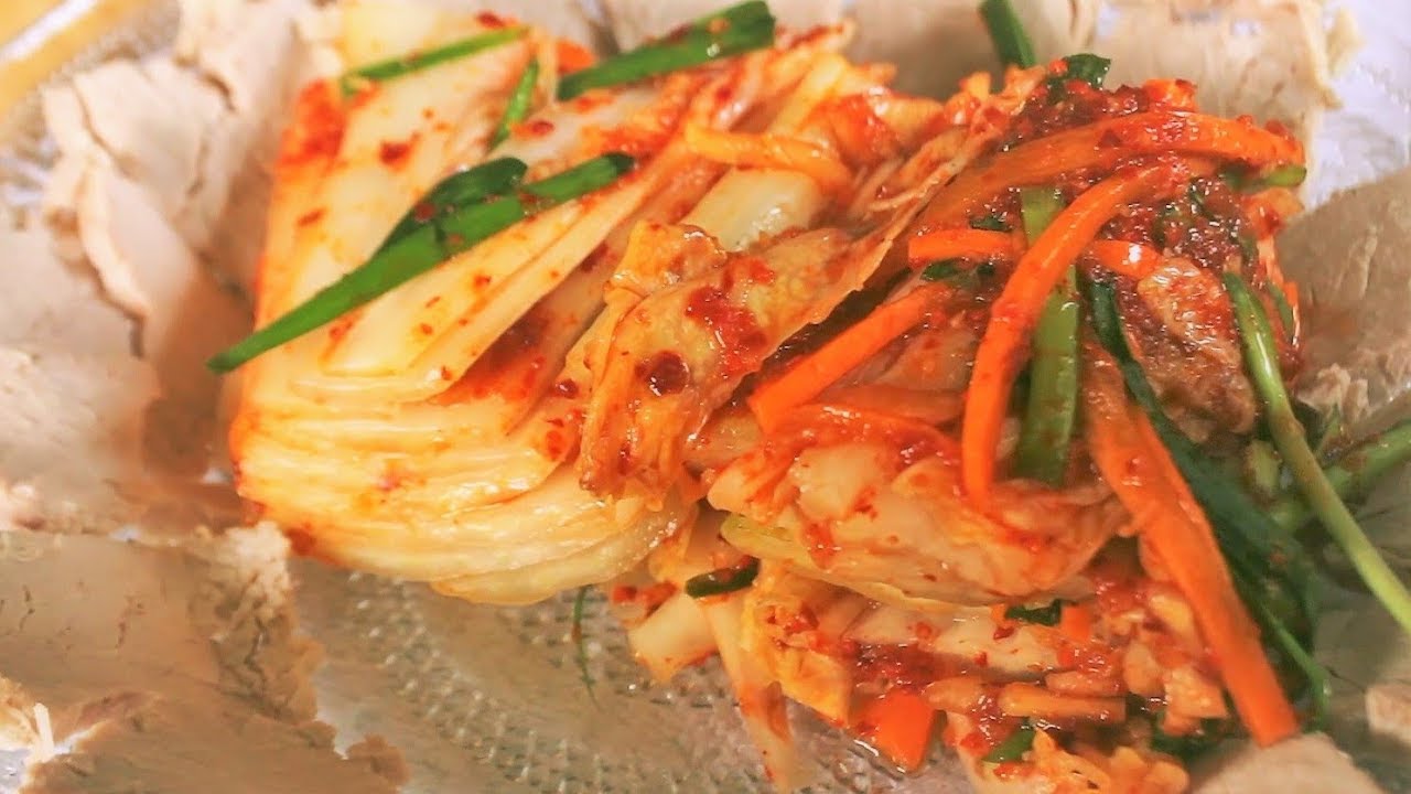 Cách làm KIM CHI HÀN QUỐC truyền thống | TRADITIONAL KOREAN KIMCHI | 김치 ...