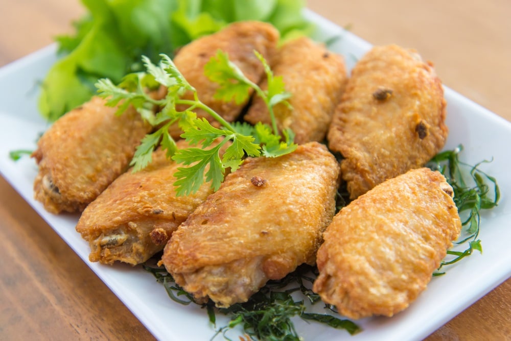 Hướng dẫn cách làm món gà rang muối ngon