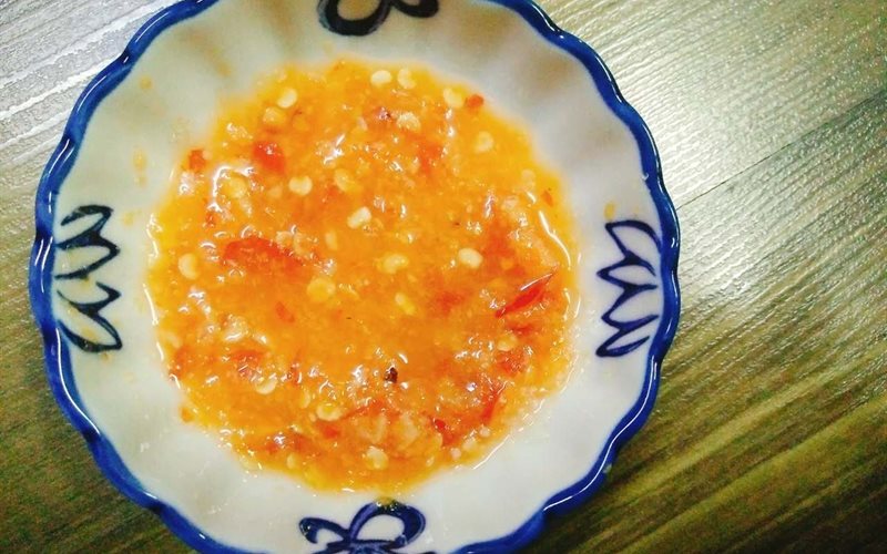 Hình thực hiện - Công thức Cách làm Nước chấm muối ớt đỏ | Cooky.vn