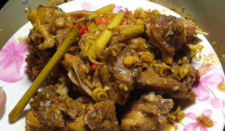 Cách làm món thịt thỏ xào sả ớt cay ngon, hấp dẫn | Pablo.vn - Pablo.vn