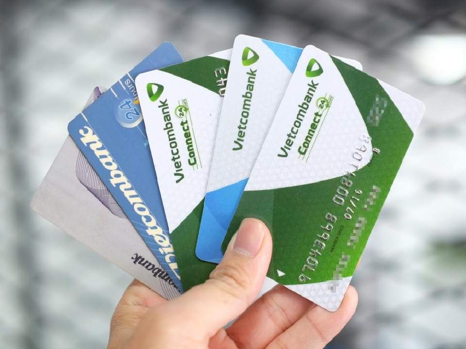 Cách làm thẻ ATM Vietcombank online nhận thẻ tại nhà
