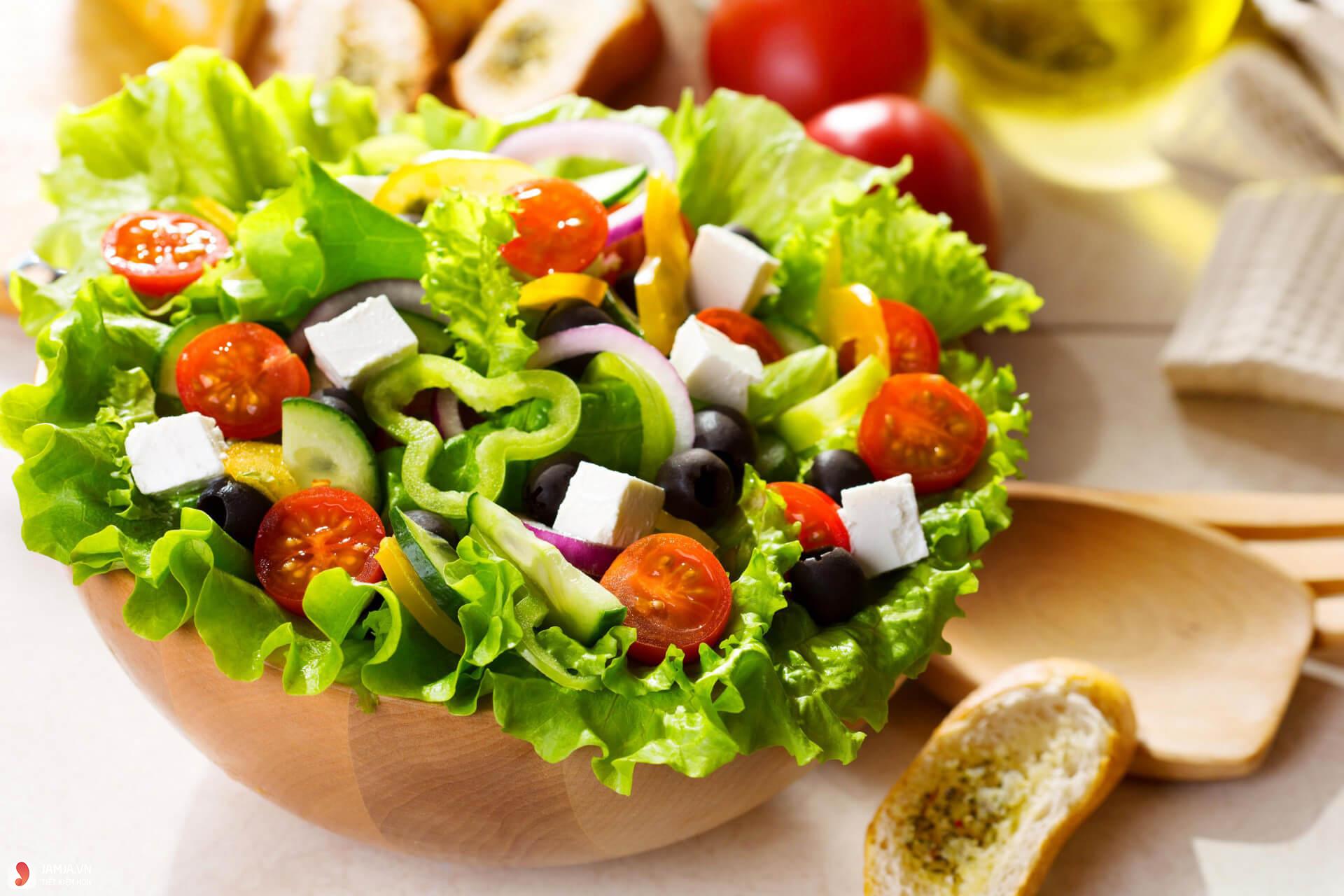 Điểm danh 3 món salad thơm ngon giải nhiệt ngày hè