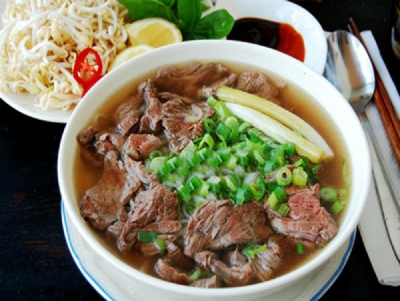 Cách làm phở bò gia truyền Nam Định - Diadiemanngon.com