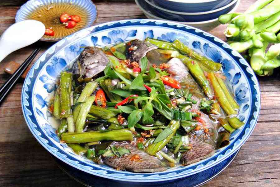 Cách Nấu Canh Gà Lá Giang Chua, Cay Ngon Hết Nấc - Gấu Đây