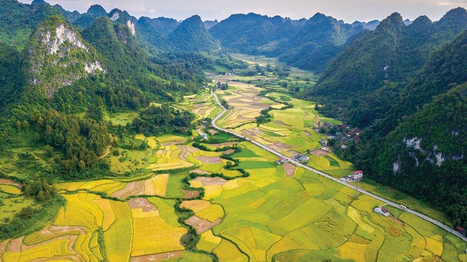 Kinh nghiệm du lịch Cao Bằng - “viên ngọc xanh” vùng Đông Bắc