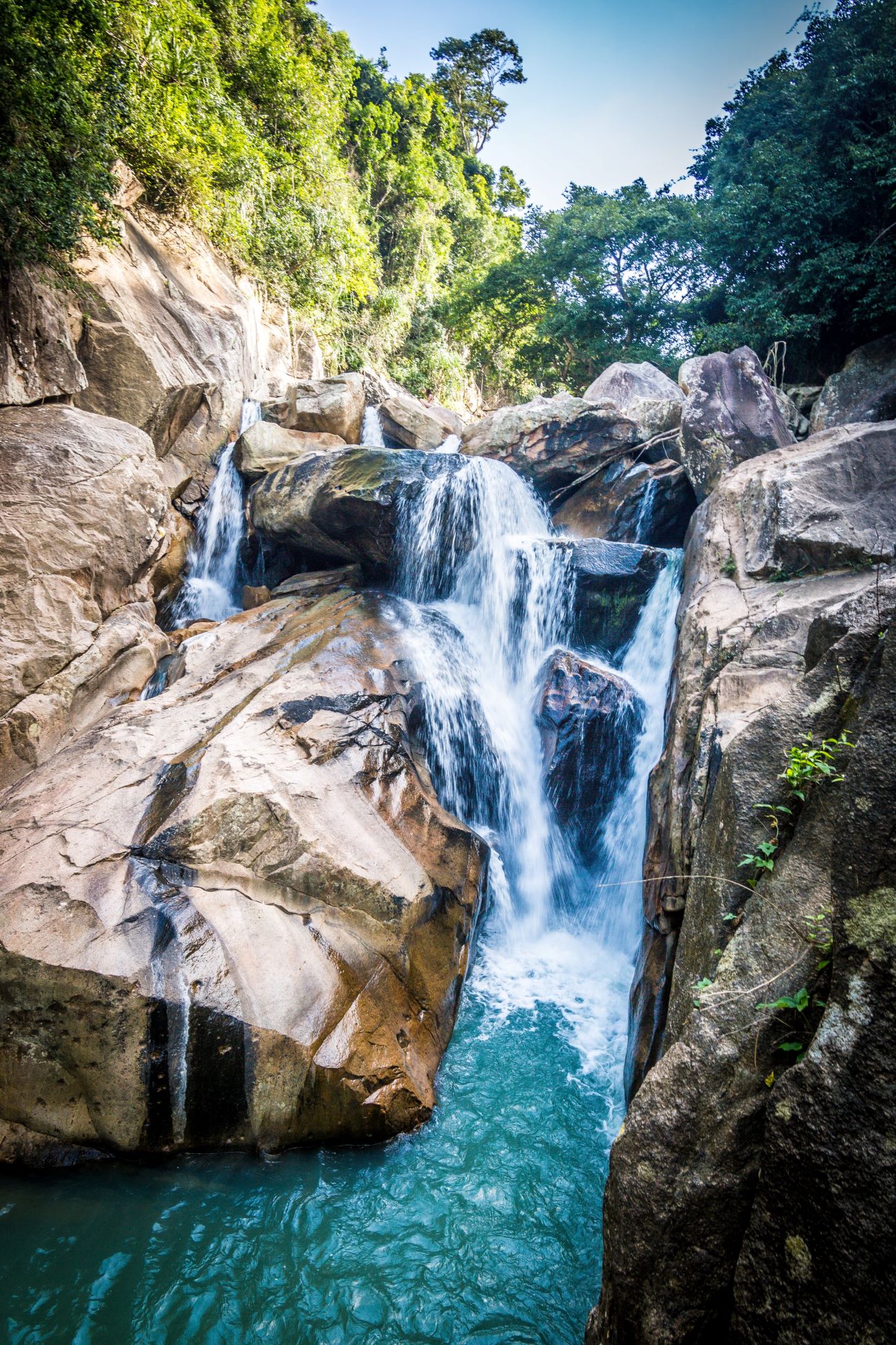 Khu du lịch Ba Hồ