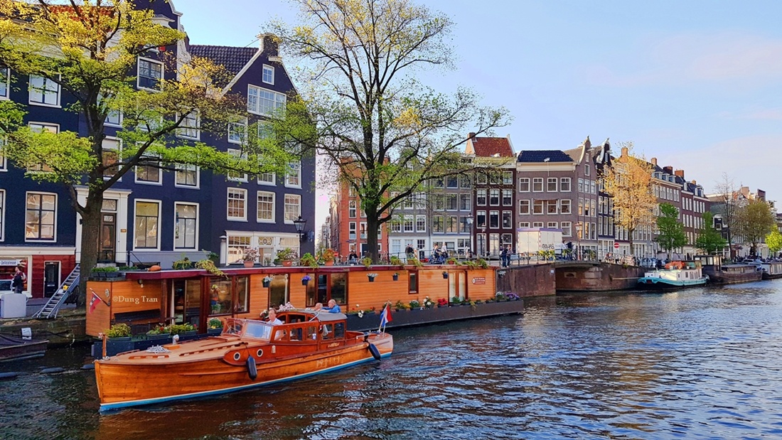 Chùm ảnh: 7 trải nghiệm thú vị không thể bỏ qua ở đất nước Hà Lan ...