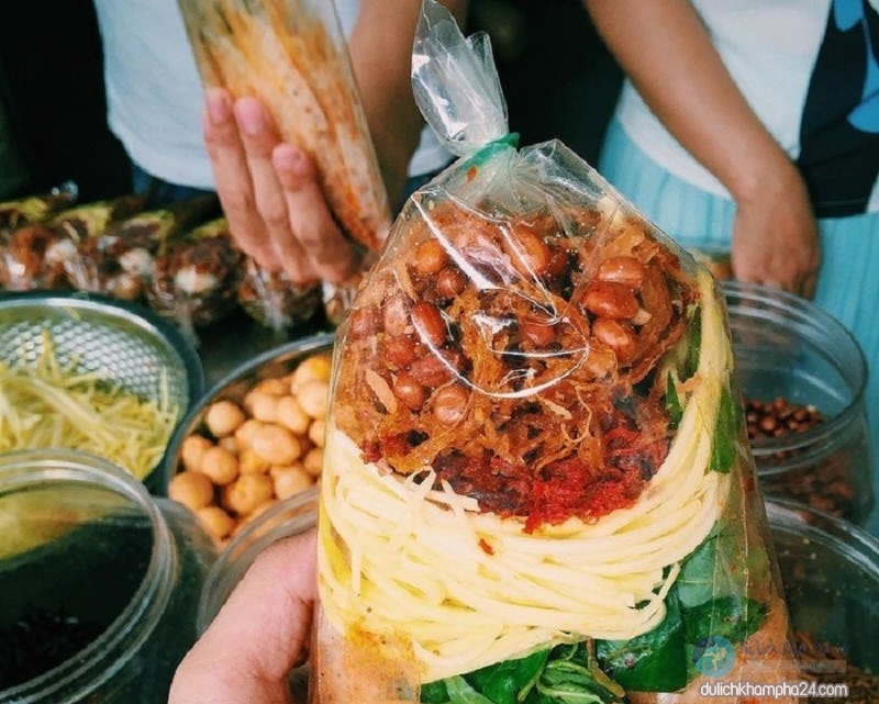 TOP 15 món ăn đặc sản Sài Gòn du khách yêu thích mua làm quà