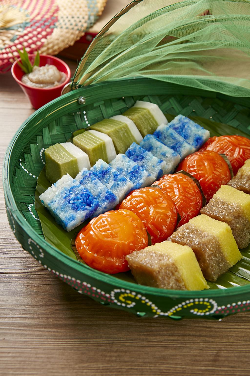 Nyonya Kuih, món bánh sắc màu đặc sản Malaysia | VIETRAVEL