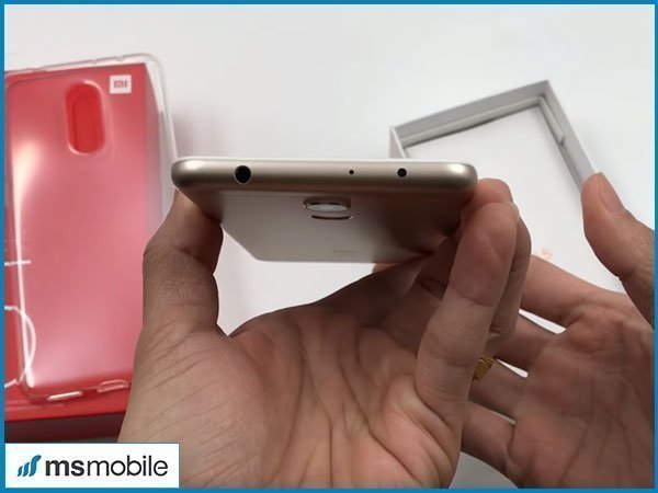 Vỏ Xiaomi Redmi 5 mang đến sự chắc chắn