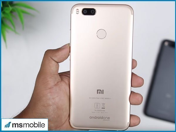Thoải mái cầm nắm hơn bao giờ hết trên Mi A1