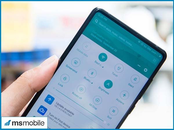 Điểm mới trên thiết kế Xiaomi Mi Mix 2s