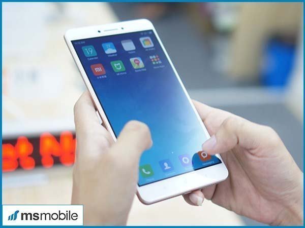 Thiết kế sang trọng và đẳng cấp của điện thoại Xiaomi Mi MIX 2