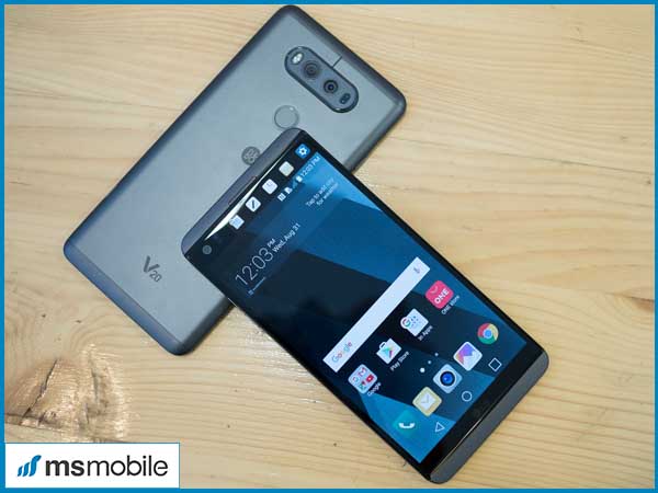 Kiểm tra vỏ bên ngoài của LG V20 cũ