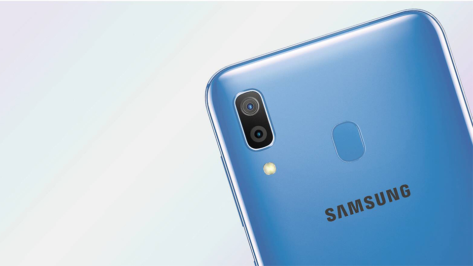 Có nên mua Samsung Galaxy A30s, giá chỉ còn hơn 4 triệu đồng