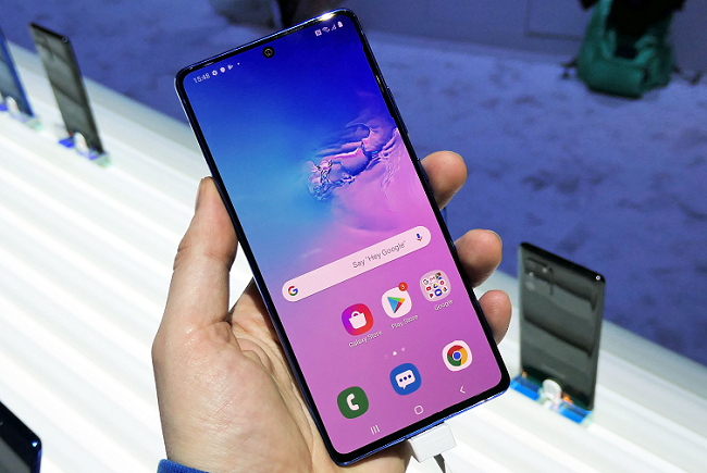 Khắc phục hiện tượng điện thoại Samsung không gọi được số trong danh bạ