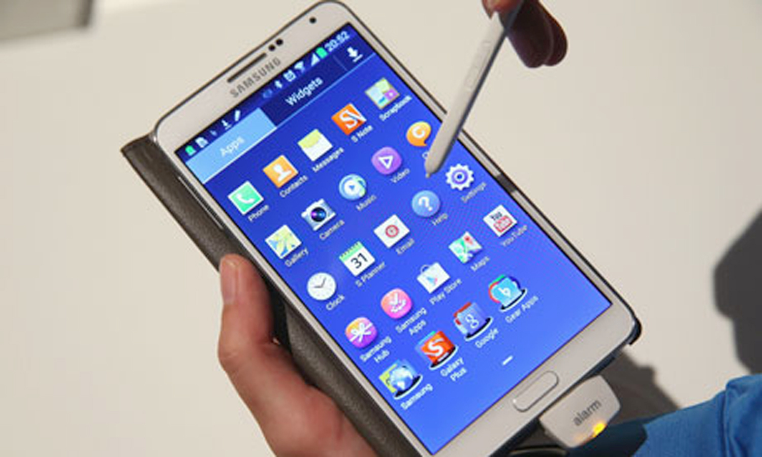 So sánh Samsung Galaxy Note 3 và LG G3: Đâu là smartphone bạn nên sở hữu?