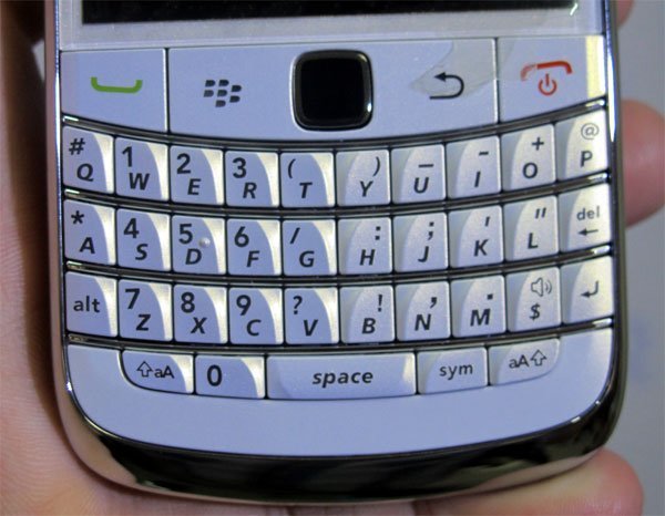 BlackBerry Bold 9780 chính hãng nên mua ở đâu?