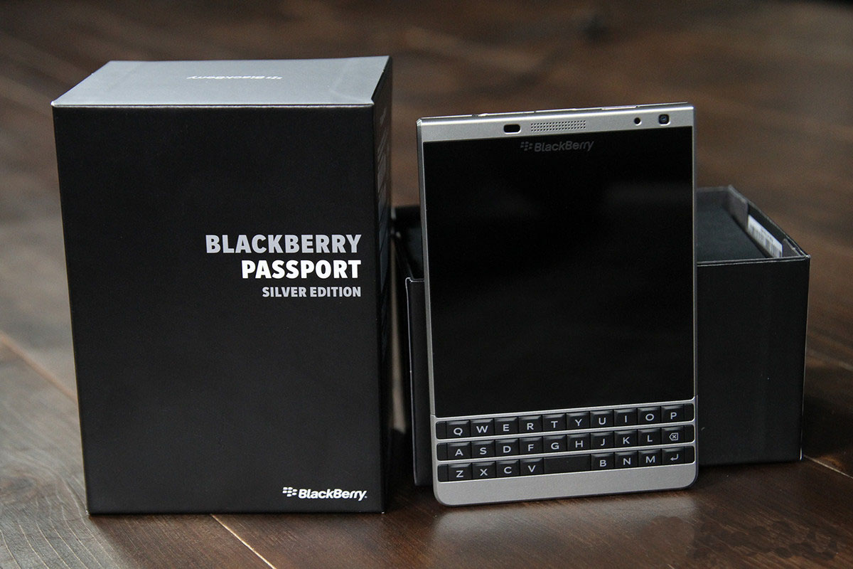 Chưa đến 5 triệu đồng là có thể “Bóc hộp” e Blackberry Passport