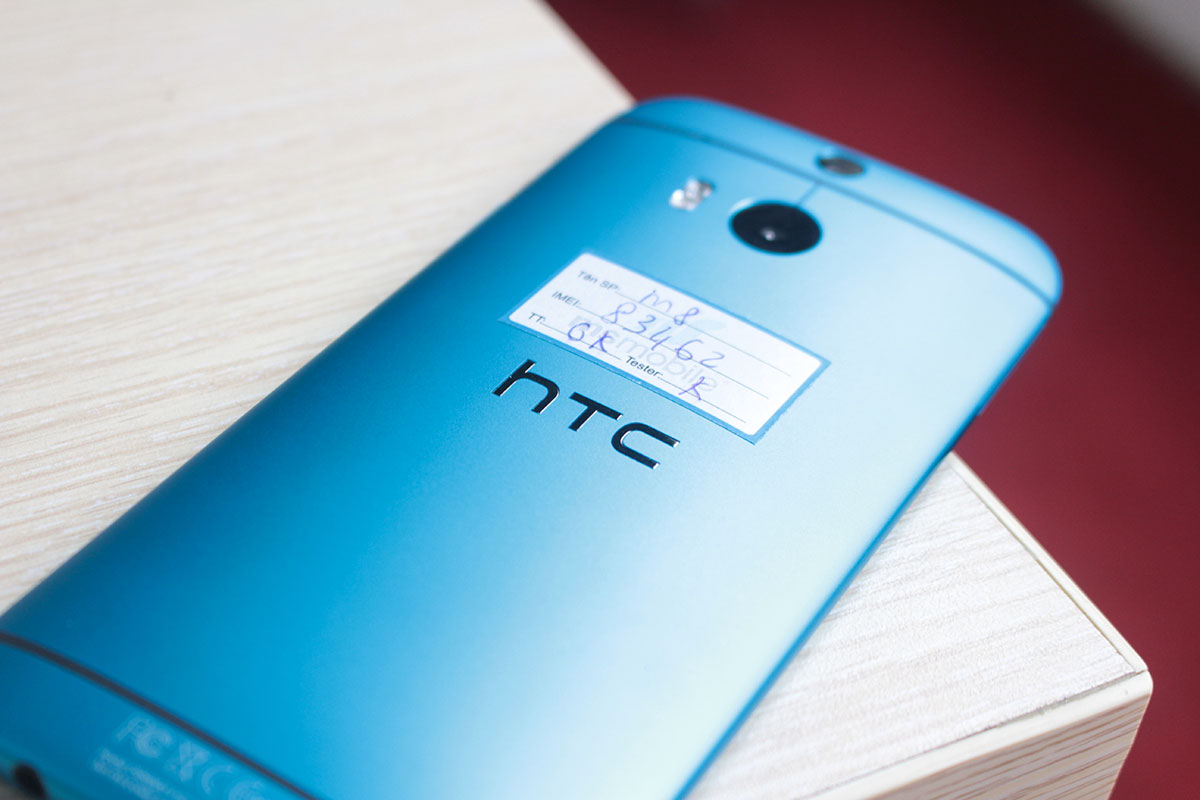 Cháy hàng tại Hà Nội, giới trẻ gọi tên HTC One M8 trong mơ
