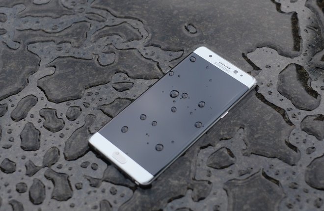 Mở hộp Samsung Galaxy Note 7 sắp bán ở Việt Nam