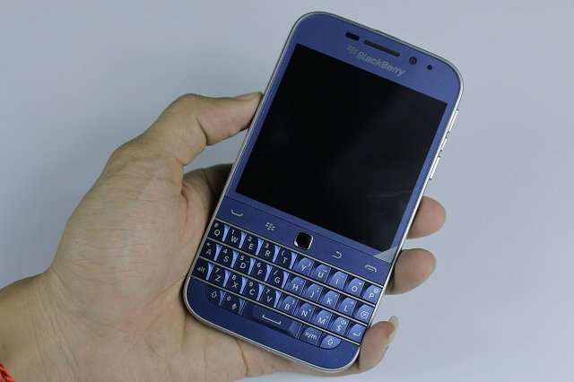 Thiết kế sang trọng, đẳng cấp của BlackBerry Q20
