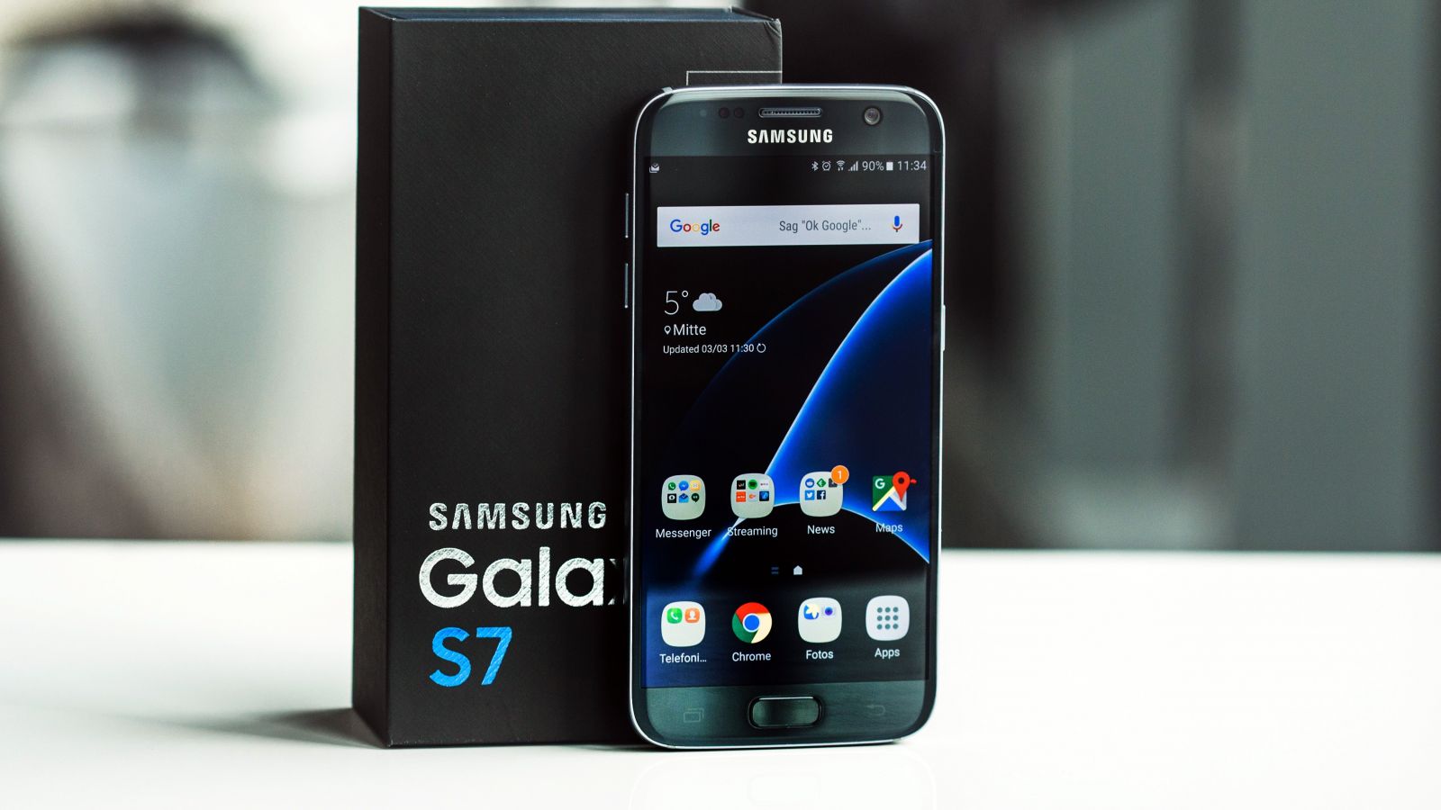 Kiểm tra vỏ hộp  Samsung Galaxy S7 cũ