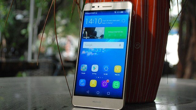 So sánh đặc điểm của điện thoại Xiaomi Redmi 3 với Huawei GR5