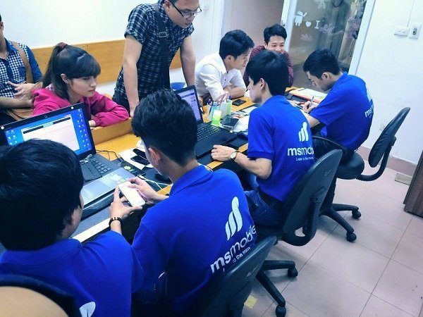 Địa chỉ sửa màn hình Xiaomi Mi 5s Plus chính hãng tại Hà Nội