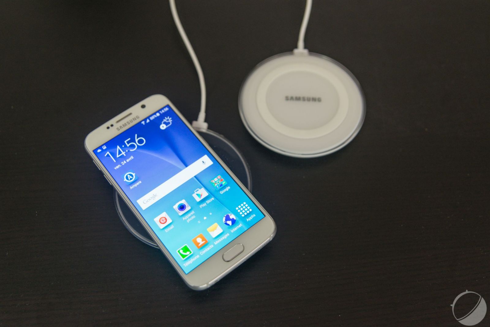 Samsung Galaxy S6 cũ có dễ bị chai nếu sạc sai hay không?