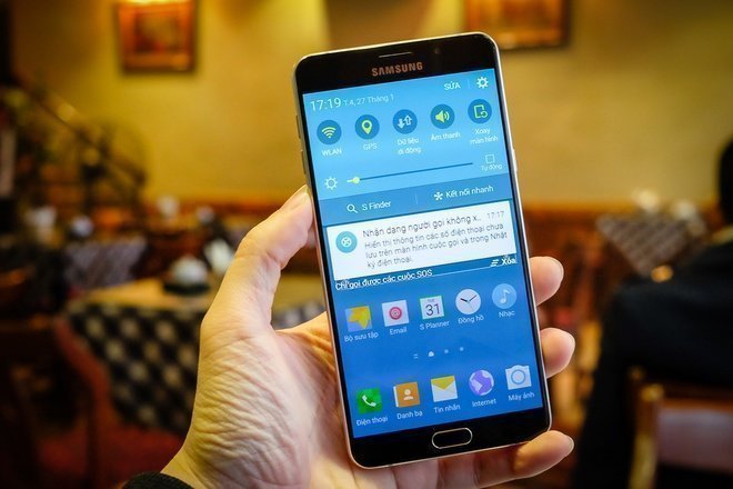 Có nên mua Samsung Galaxy A9 2016